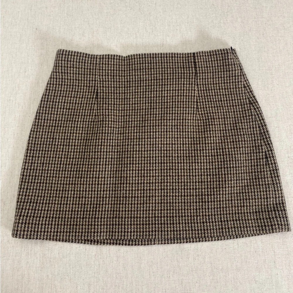 Zara Houndstooth plaid mini skirt